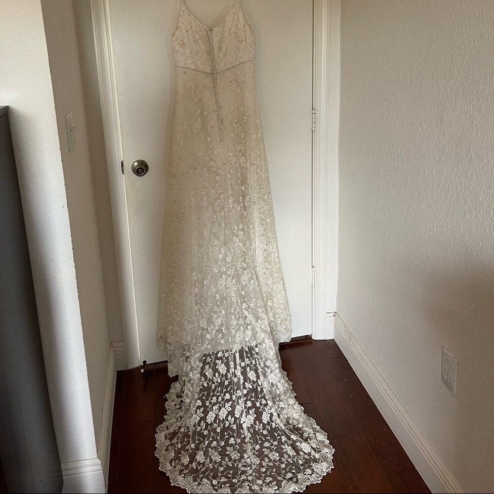 Lace Wedding dress